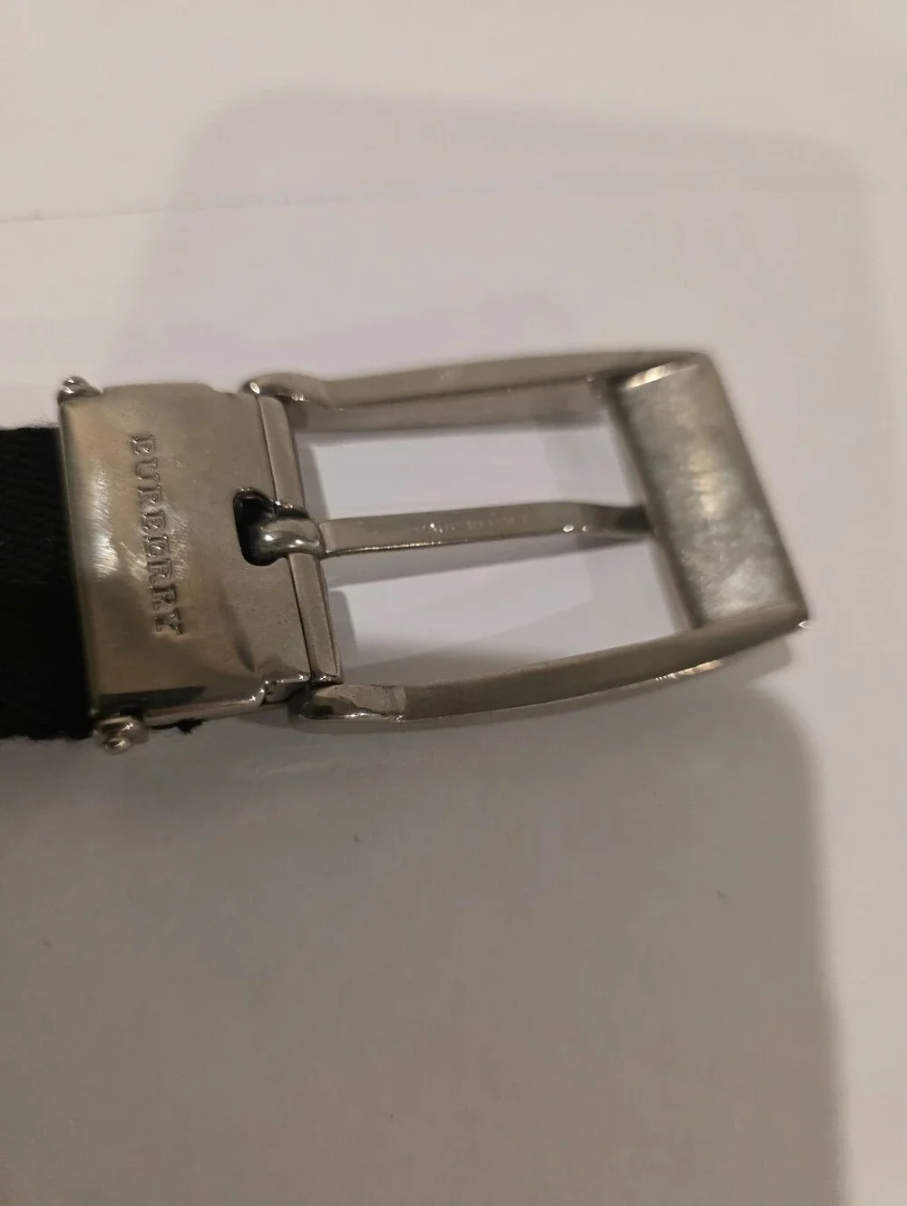 Burberry polished silver